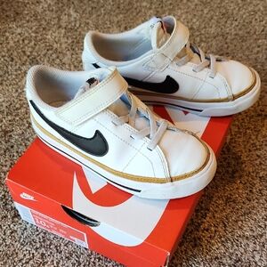 Nike | White, Black & Brown Courtside Sneakers